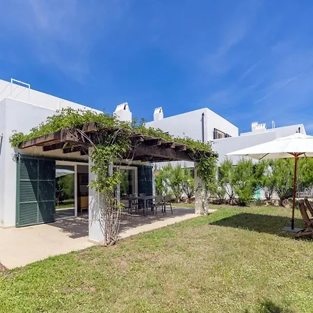 Heura Holiday home Biniancolla