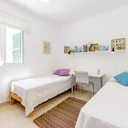 Holiday home Heura Biniancolla
